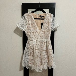 Lulus floral embroidered rompers size S - NWT